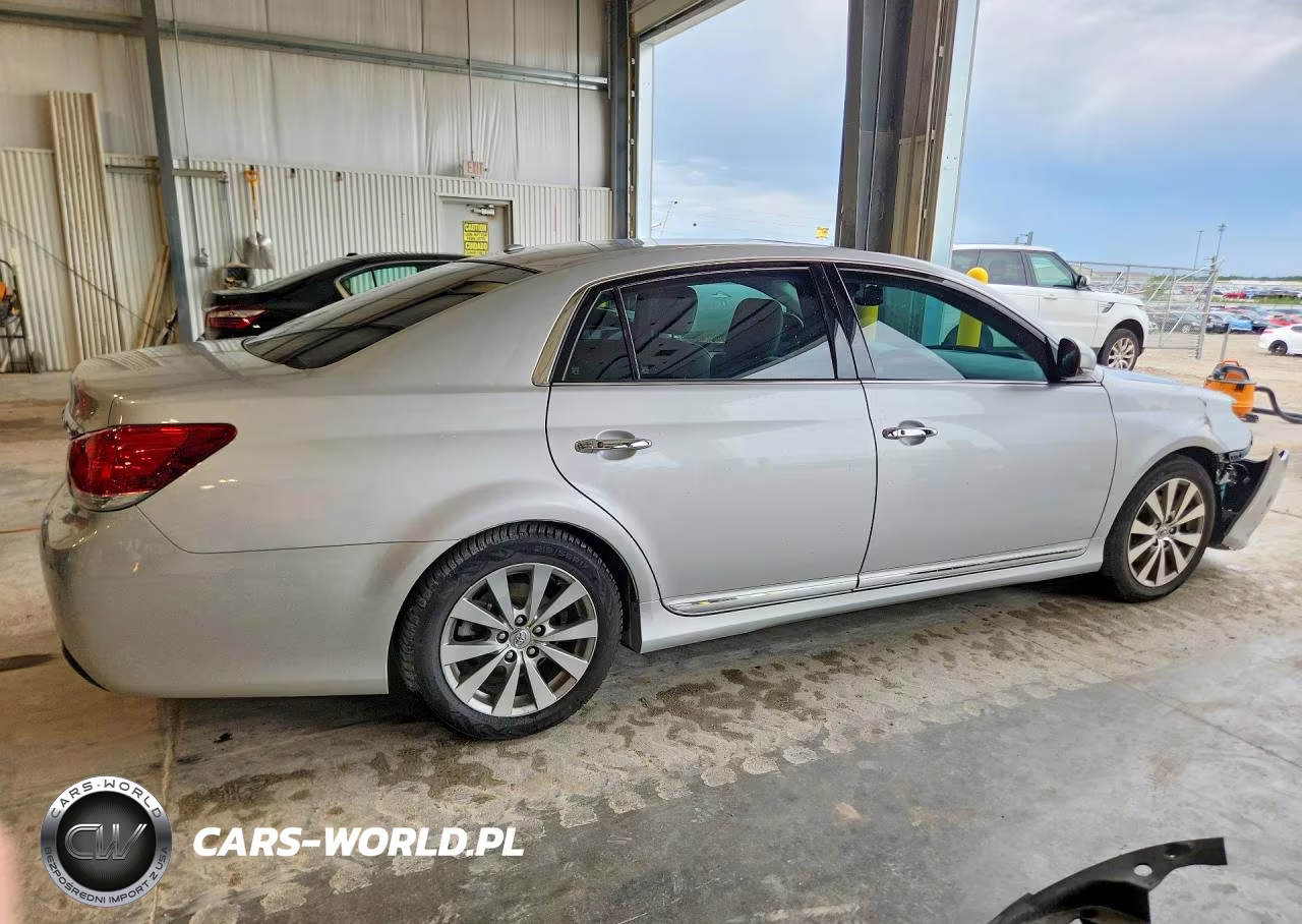 2011 Toyota Avalon Limited VIN:4T1BK3DBXBU379824 - 3