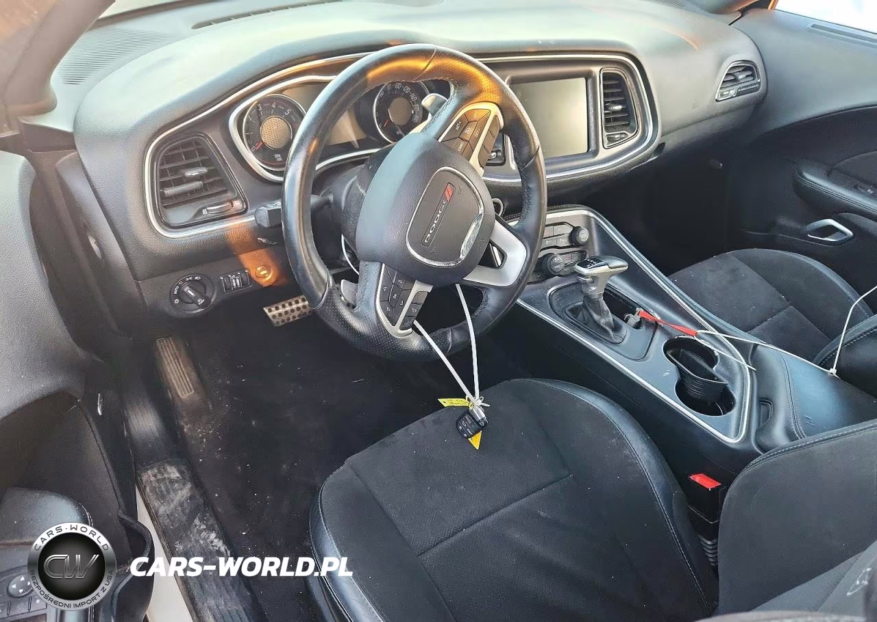 2016 Dodge Challenger R VIN:2C3CDZFJ0GH345917 - 8