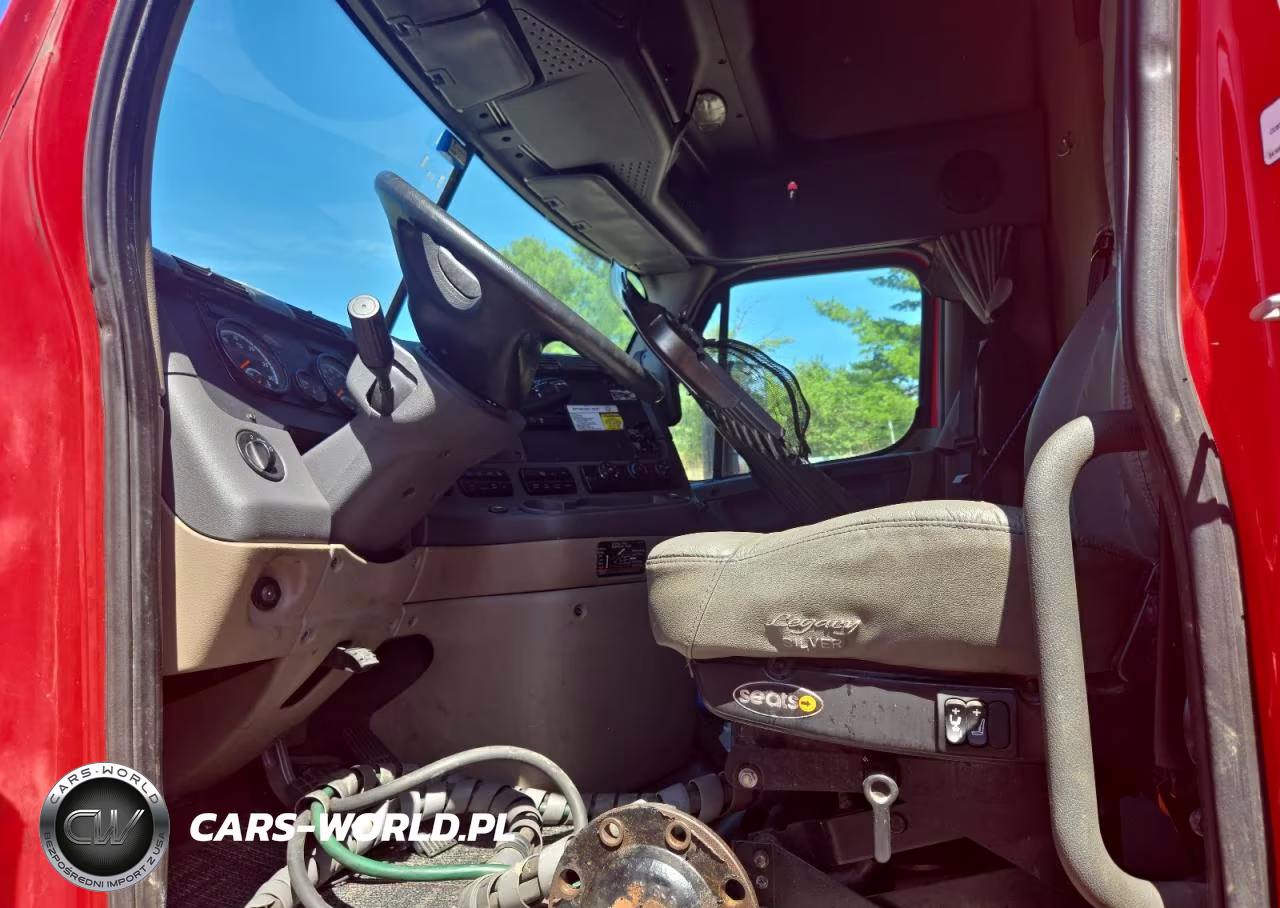 2016 Freightliner Cascadia 125 Semi Truck VIN:3AKGGLD51GSGS1841 - 5