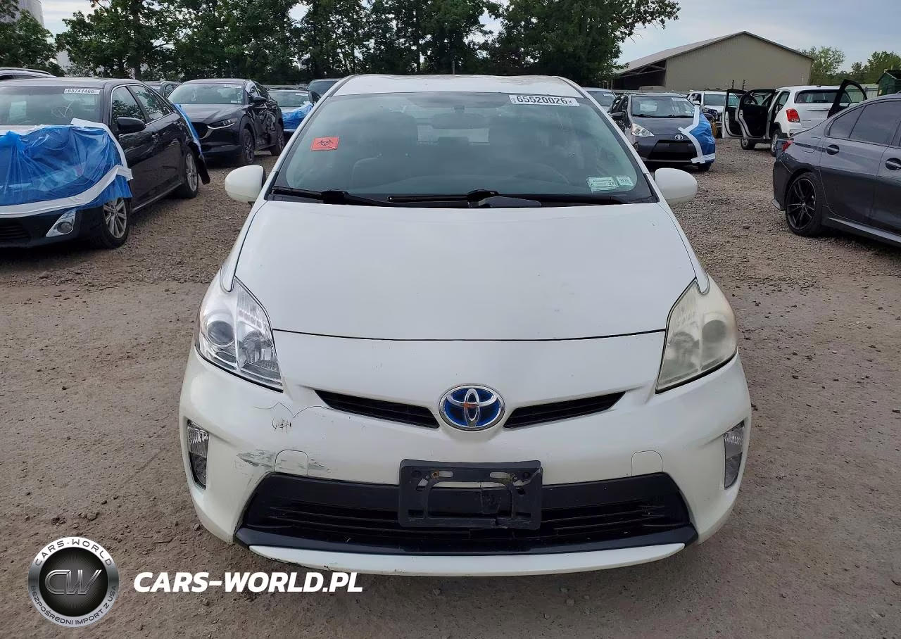 2012 Toyota Prius Two VIN:JTDKN3DU4C1528065 - 5