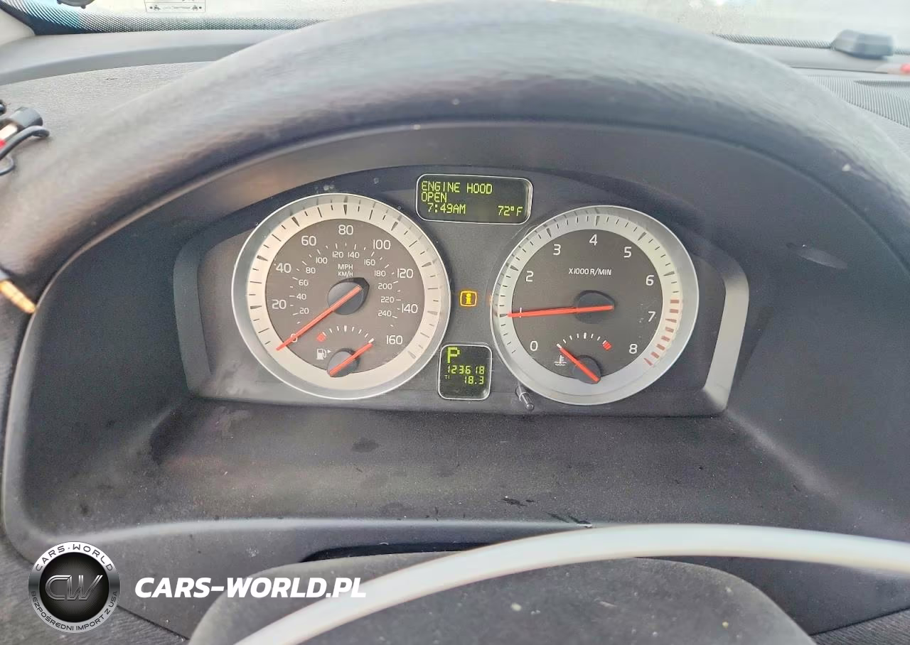 2012 Volvo C70 T5 VIN:YV1672MC9CJ129398 - 9