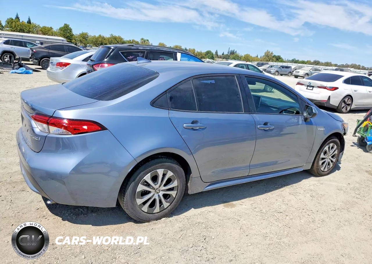 2021 Toyota Corolla Le VIN:JTDEAMDEXMJ012625 - 3