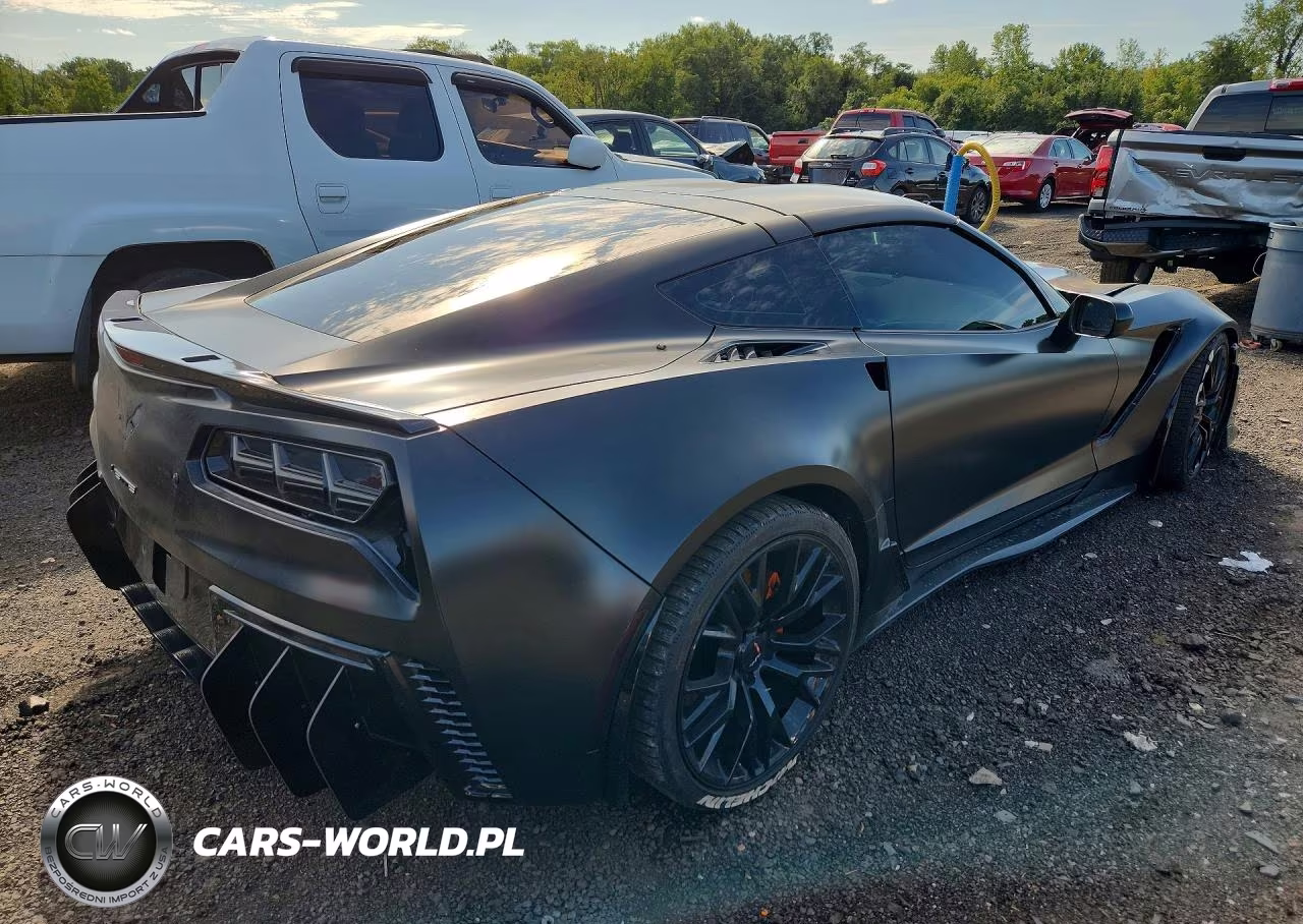 2014 Chevrolet Corvette Stingray 2Lt VIN:1G1YC2D77E5100385 - 3