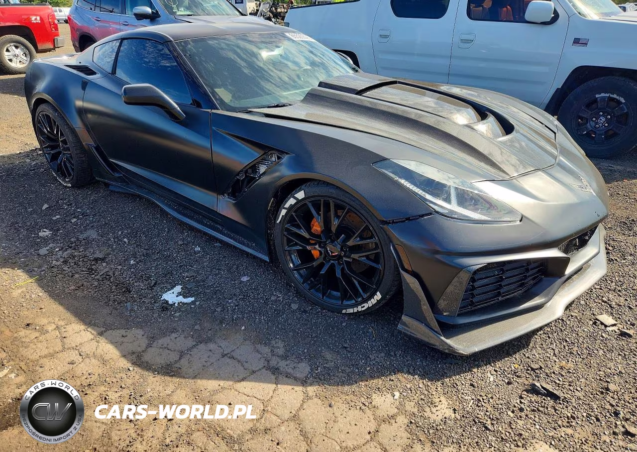 2014 Chevrolet Corvette Stingray 2Lt VIN:1G1YC2D77E5100385 - 4