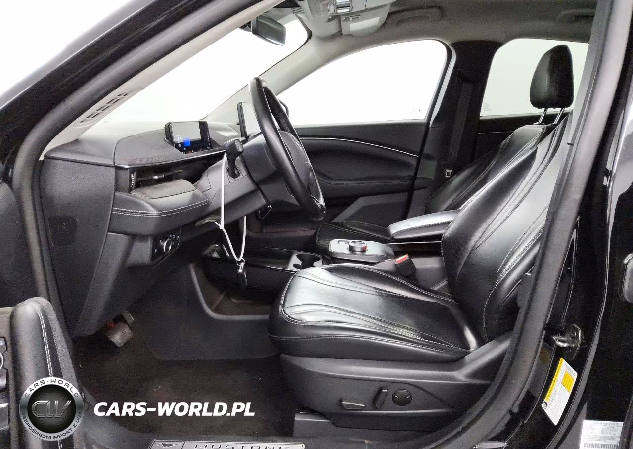 2023 Ford Mustang Mach-E Premium VIN:3FMTK3SU8PMA97234 - 7