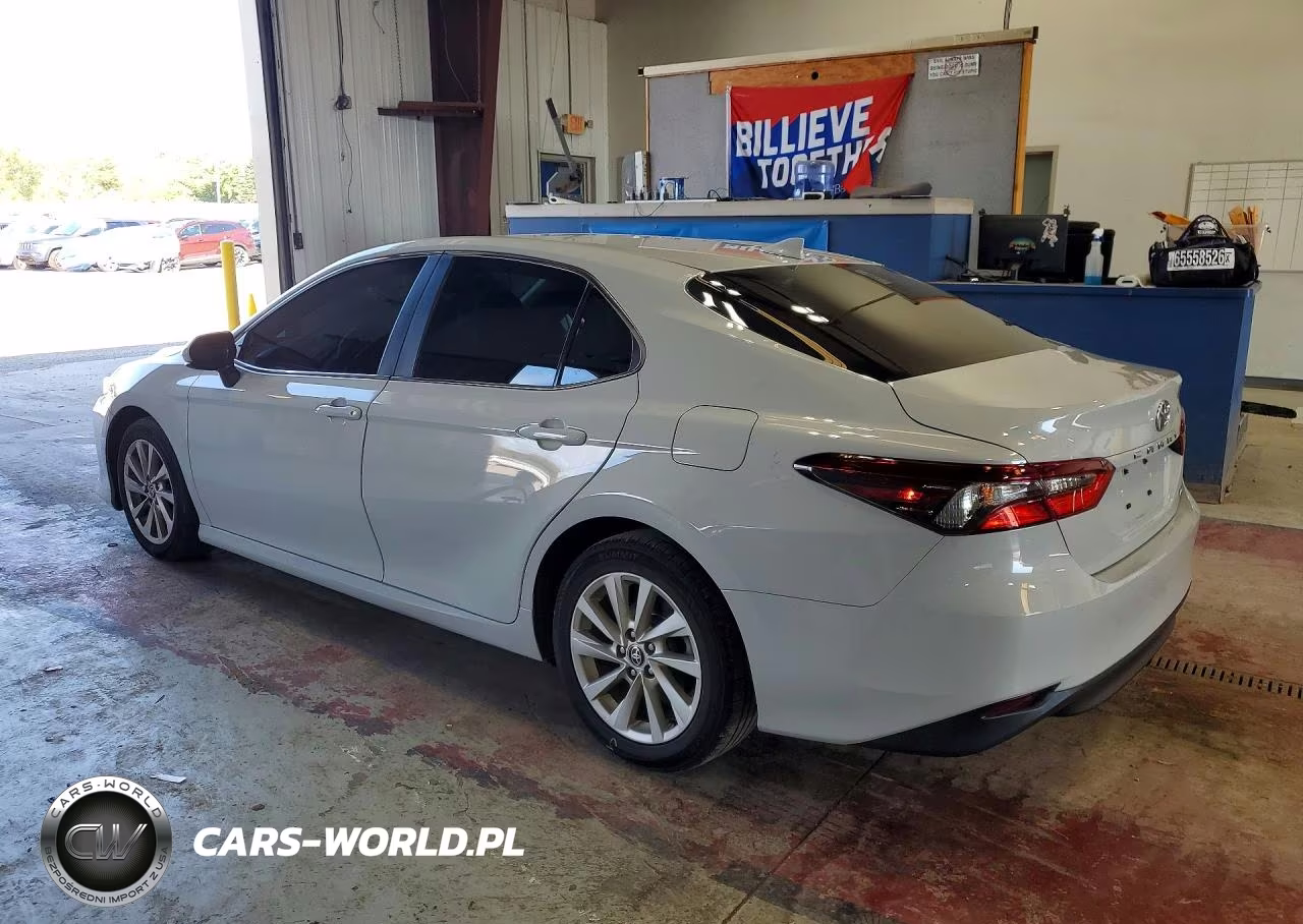 2022 Toyota Camry Le VIN:4T1C11AK8NU020377 - 2