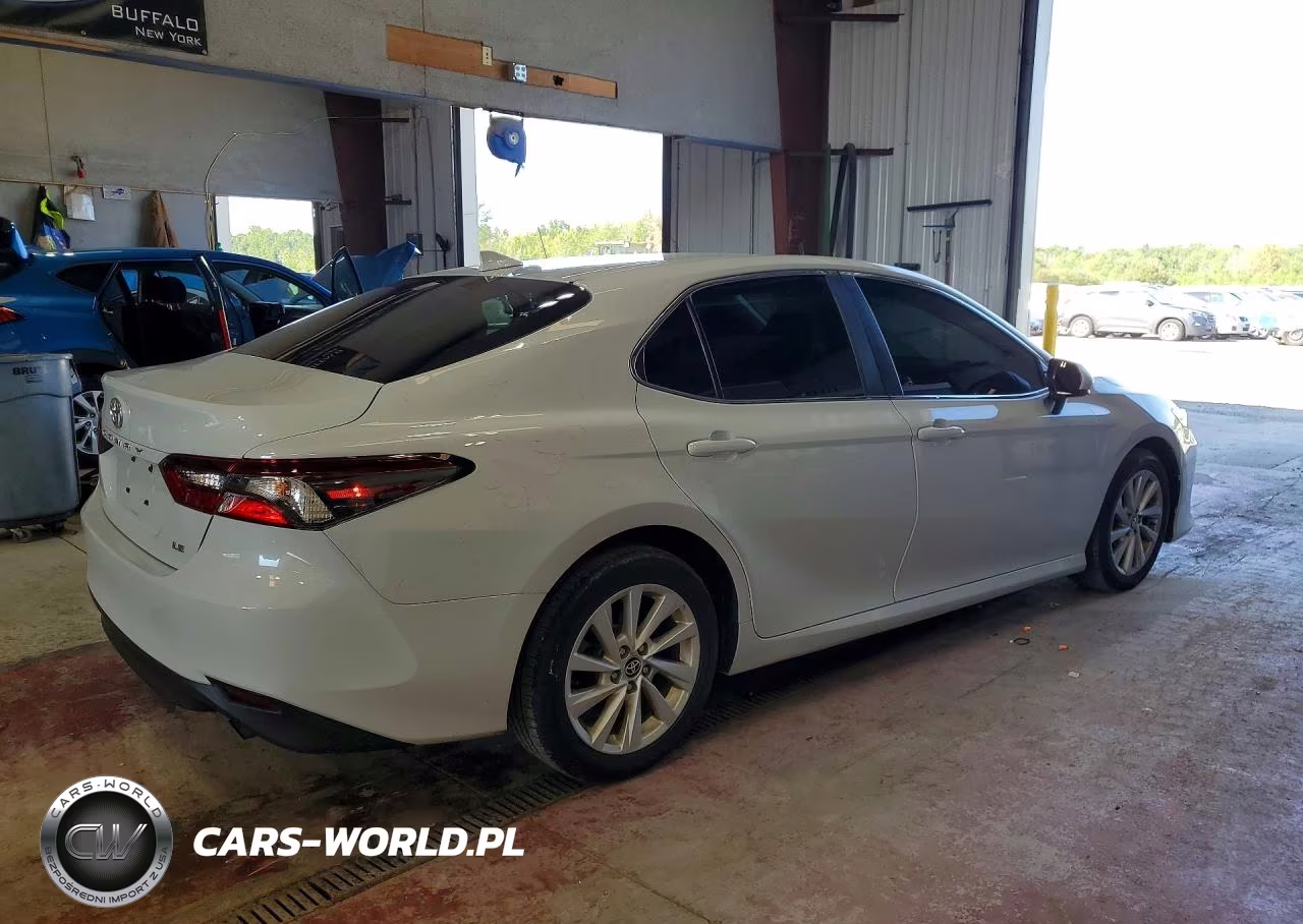 2022 Toyota Camry Le VIN:4T1C11AK8NU020377 - 3
