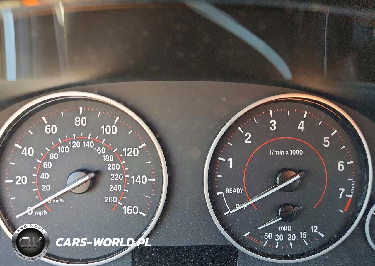 2018 BMW 330 Xi VIN:WBA8D9G50JNU69376 - 9