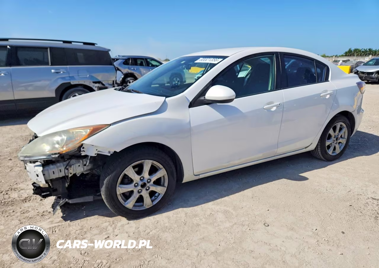 2011 Mazda 3 I