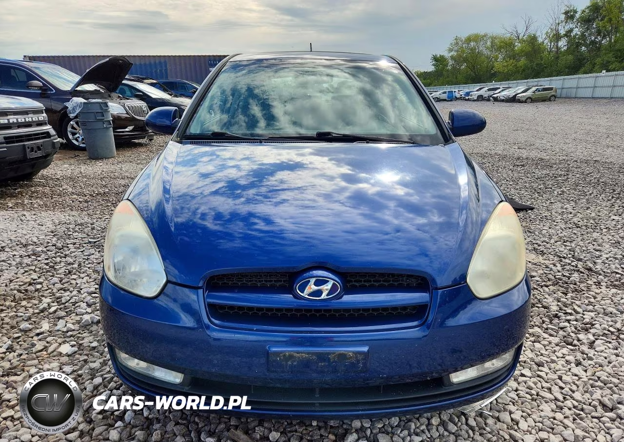 2007 Hyundai Accent Gs VIN:KMHCN36CX7U023883 - 5