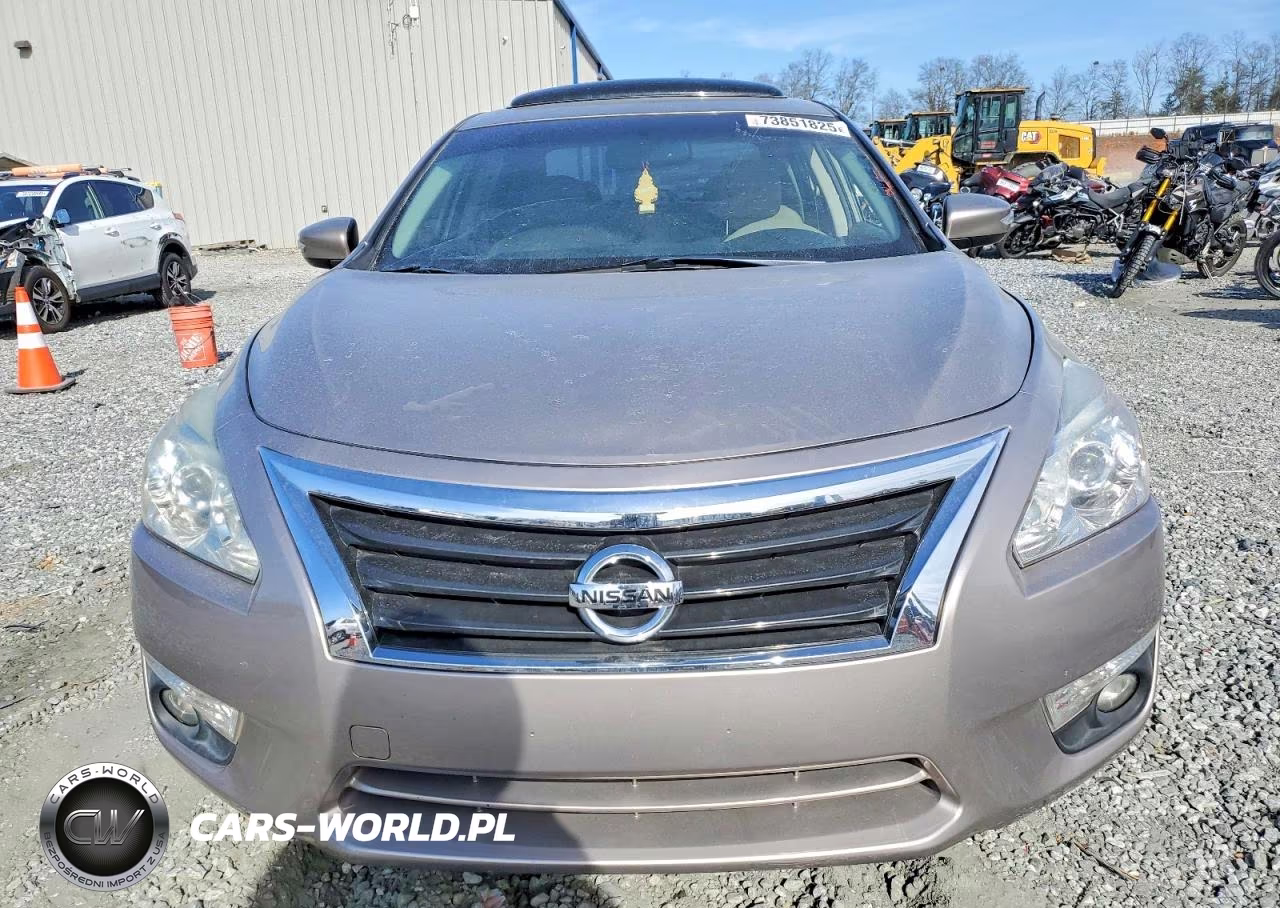 2015 Nissan Altima 2.5 VIN:1N4AL3AP8FC284497 - 5