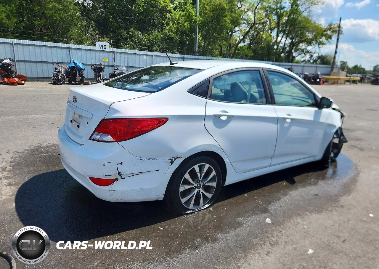 2017 Hyundai Accent Value Edition VIN:KMHCT4AE8HU271457 - 3