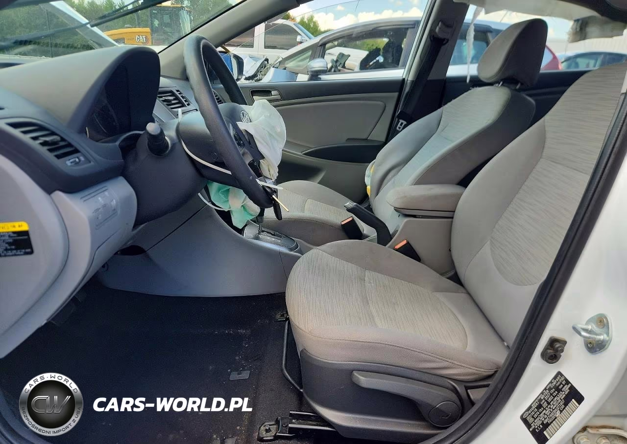 2017 Hyundai Accent Value Edition VIN:KMHCT4AE8HU271457 - 7