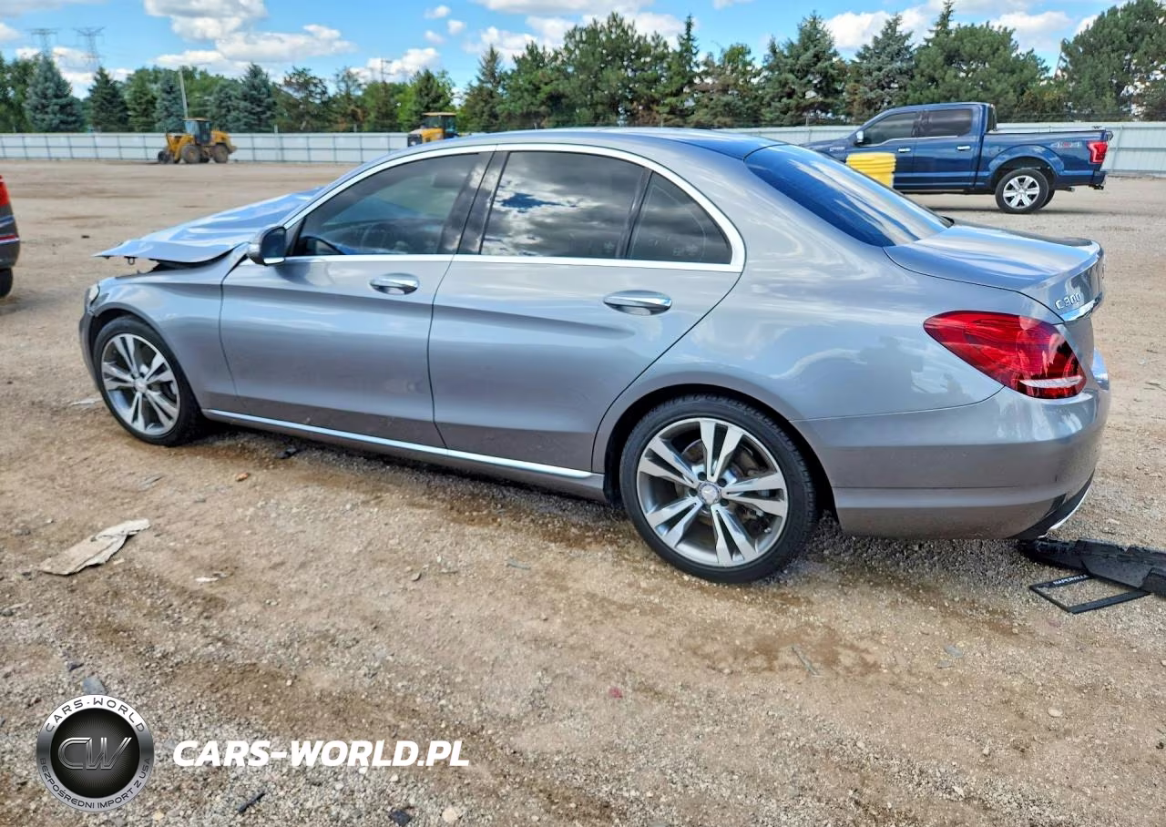 2015 Mercedes-Benz C 300 VIN:55SWF4JB7FU088442 - 2