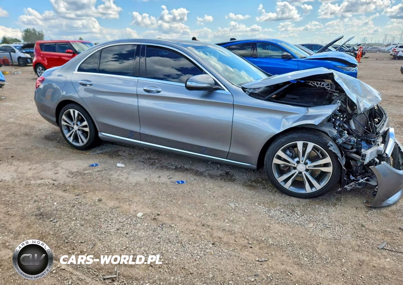2015 Mercedes-Benz C 300 VIN:55SWF4JB7FU088442 - 4