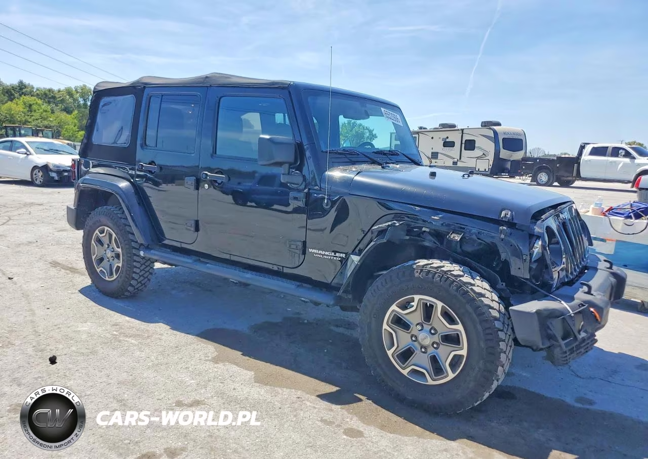 2014 Jeep Wrangler Unlimited Rubicon VIN:1C4HJWFG3EL314982 - 4