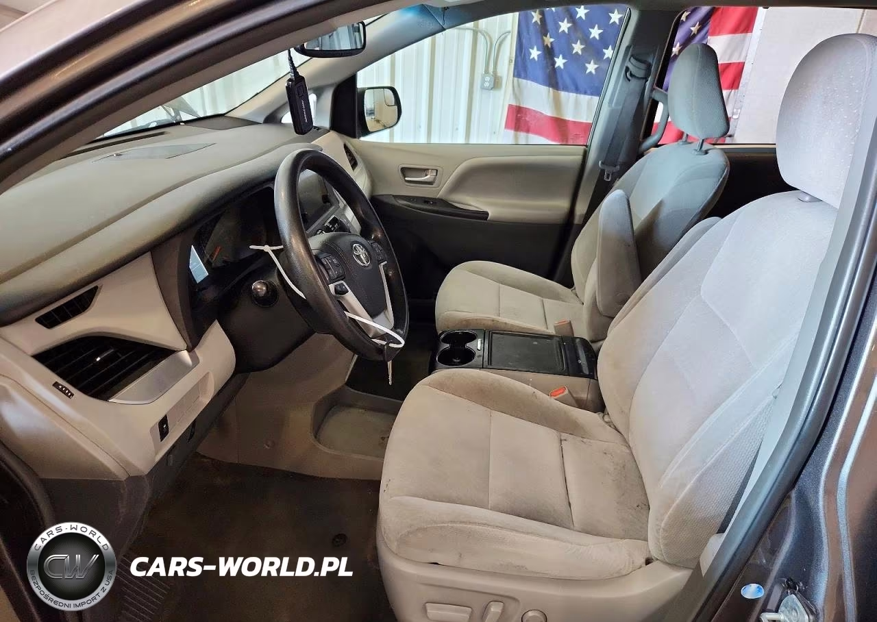 2017 Toyota Sienna Le VIN:5TDKZ3DC5HS815193 - 7