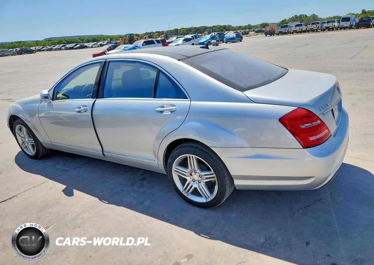 2013 Mercedes-Benz S 550 VIN:WDDNG7DB1DA519876 - 2
