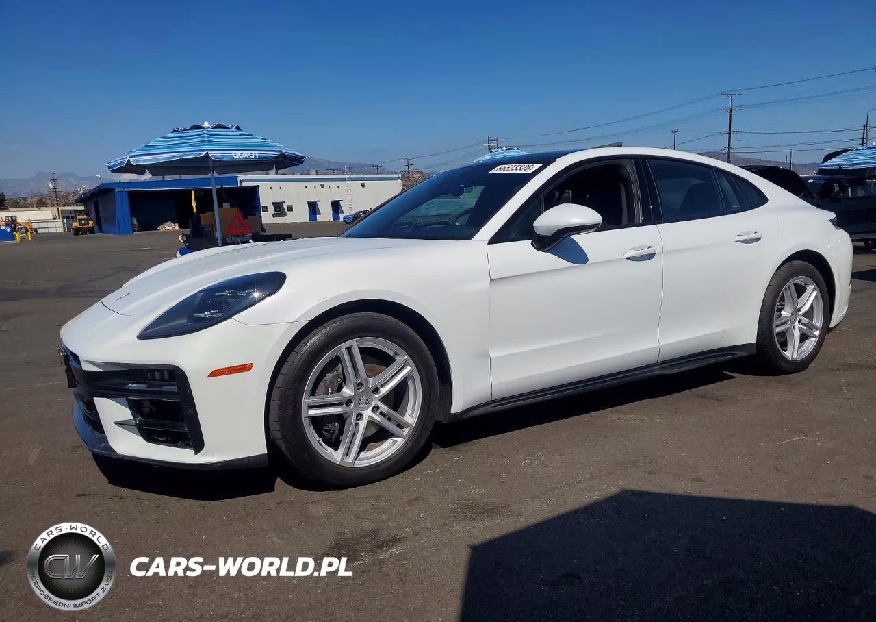 2024 Porsche Panamera Base