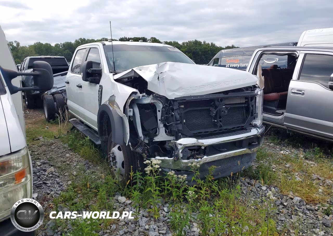 2024 Ford F550 Super Duty VIN:1FD0W5HT1REE76795 - 4