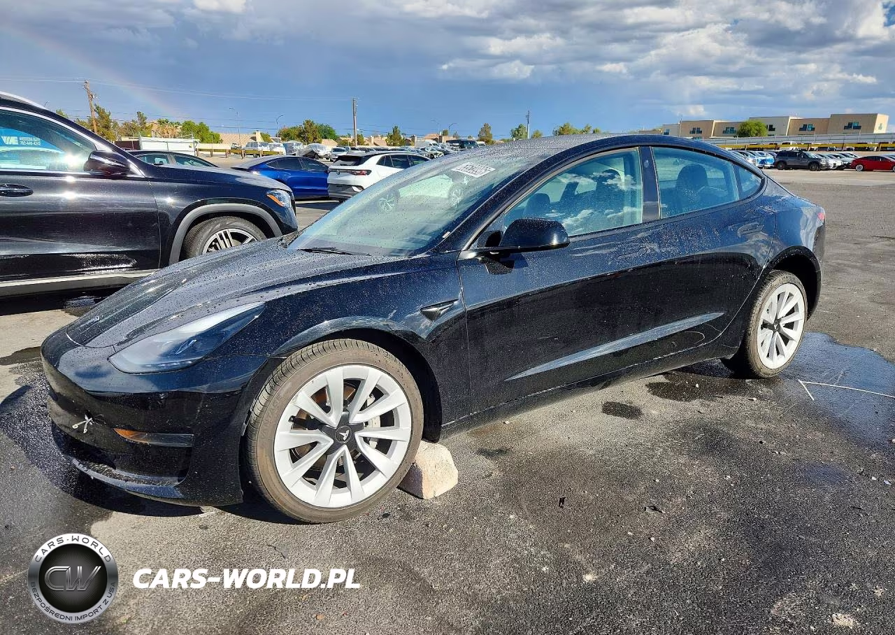 2023 Tesla Model 3 – zdjęcie 1 z 12