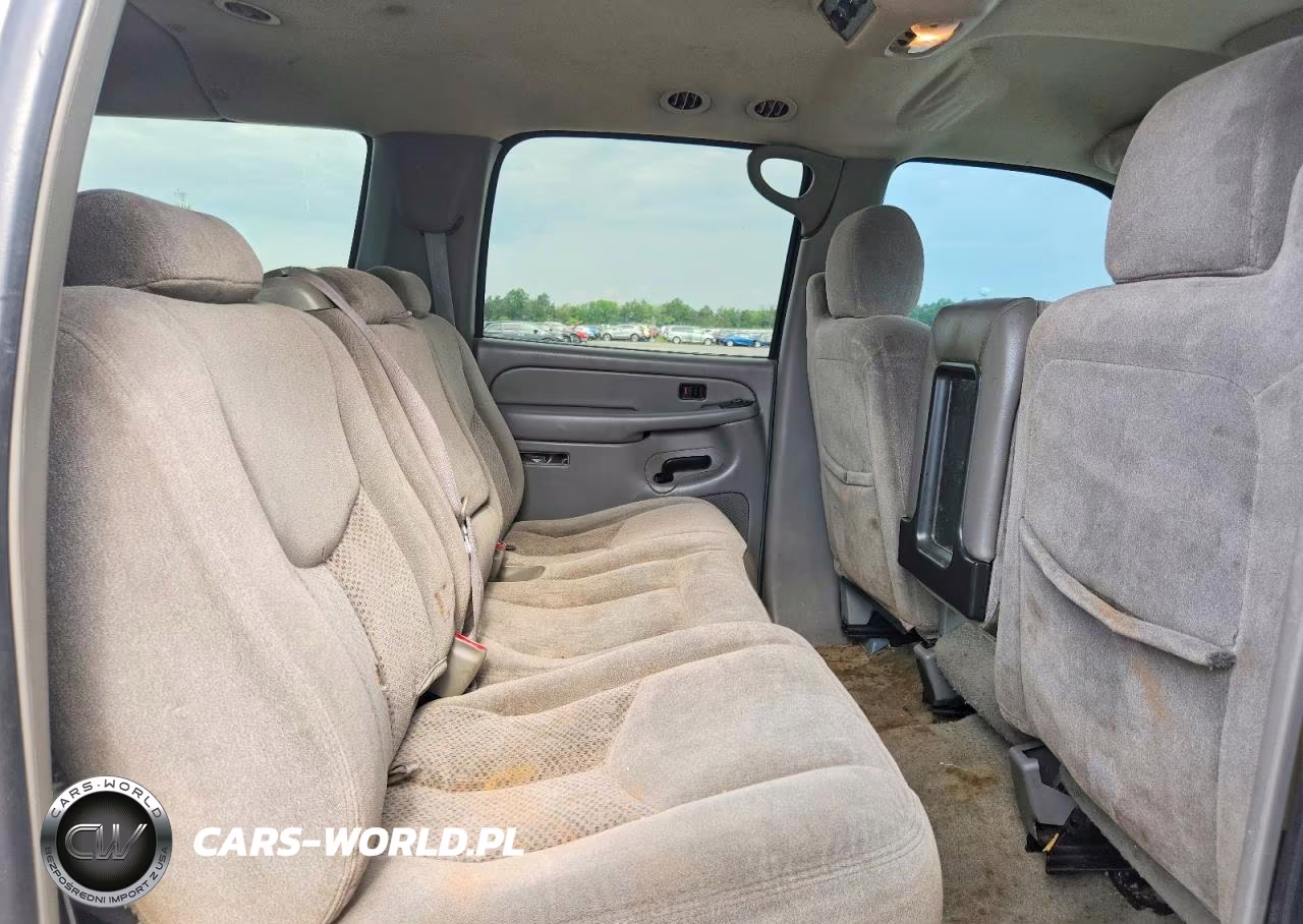 2005 Chevrolet Suburban K1500 VIN:3GNFK16Z55G284123 - 10