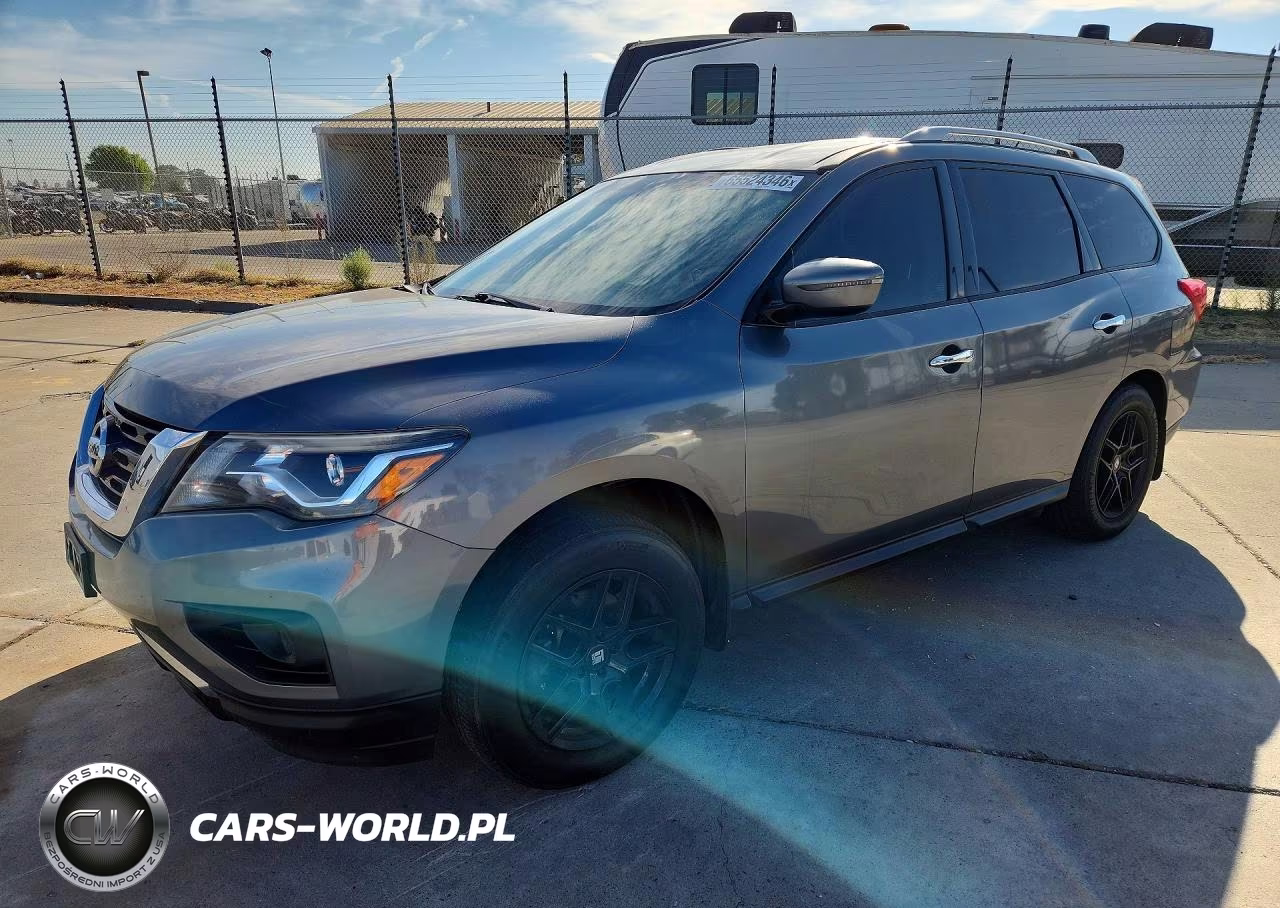 2018 Nissan Pathfinder S