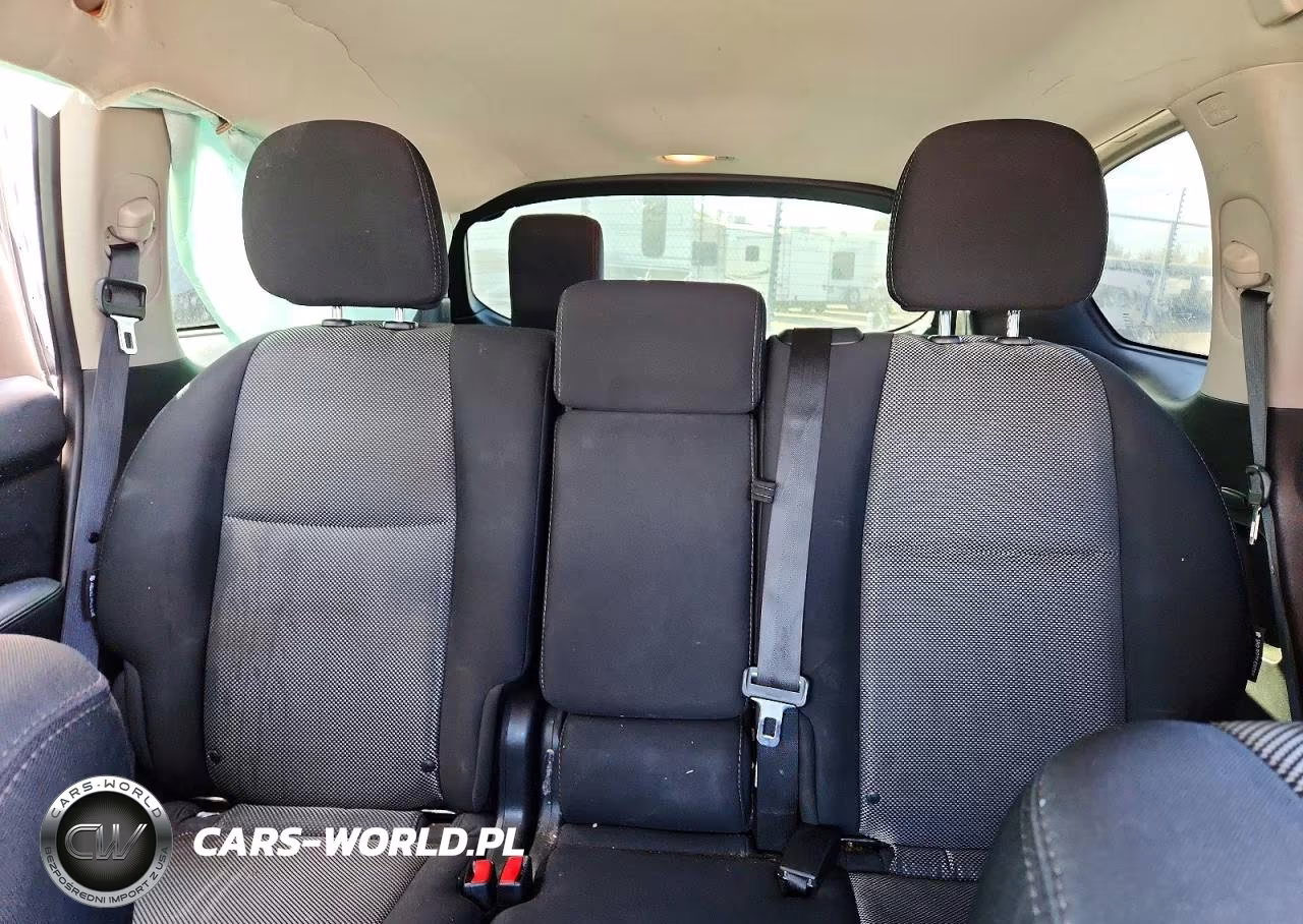 2018 Nissan Pathfinder S VIN:5N1DR2MM5JC638370 - 10