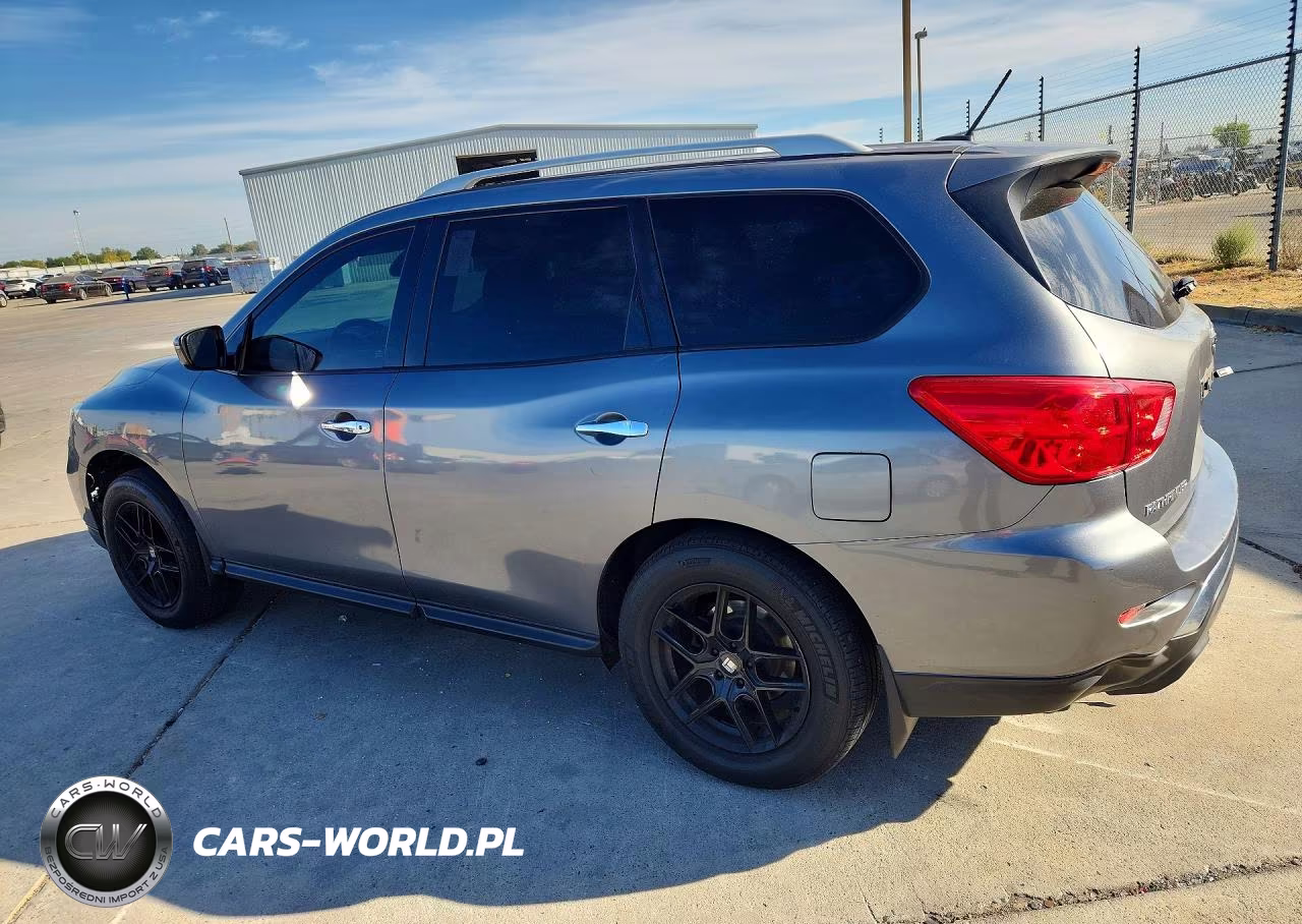 2018 Nissan Pathfinder S VIN:5N1DR2MM5JC638370 - 2