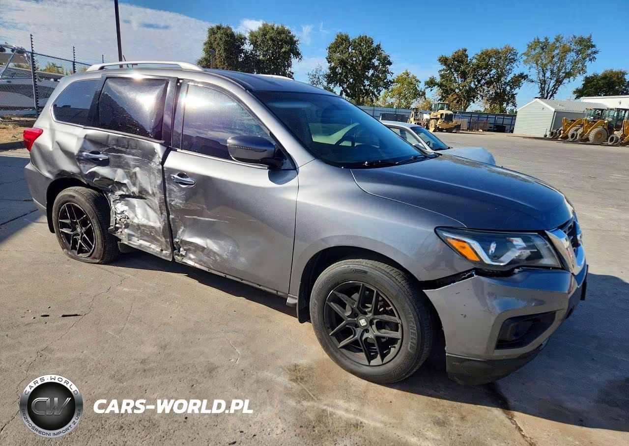 2018 Nissan Pathfinder S VIN:5N1DR2MM5JC638370 - 4