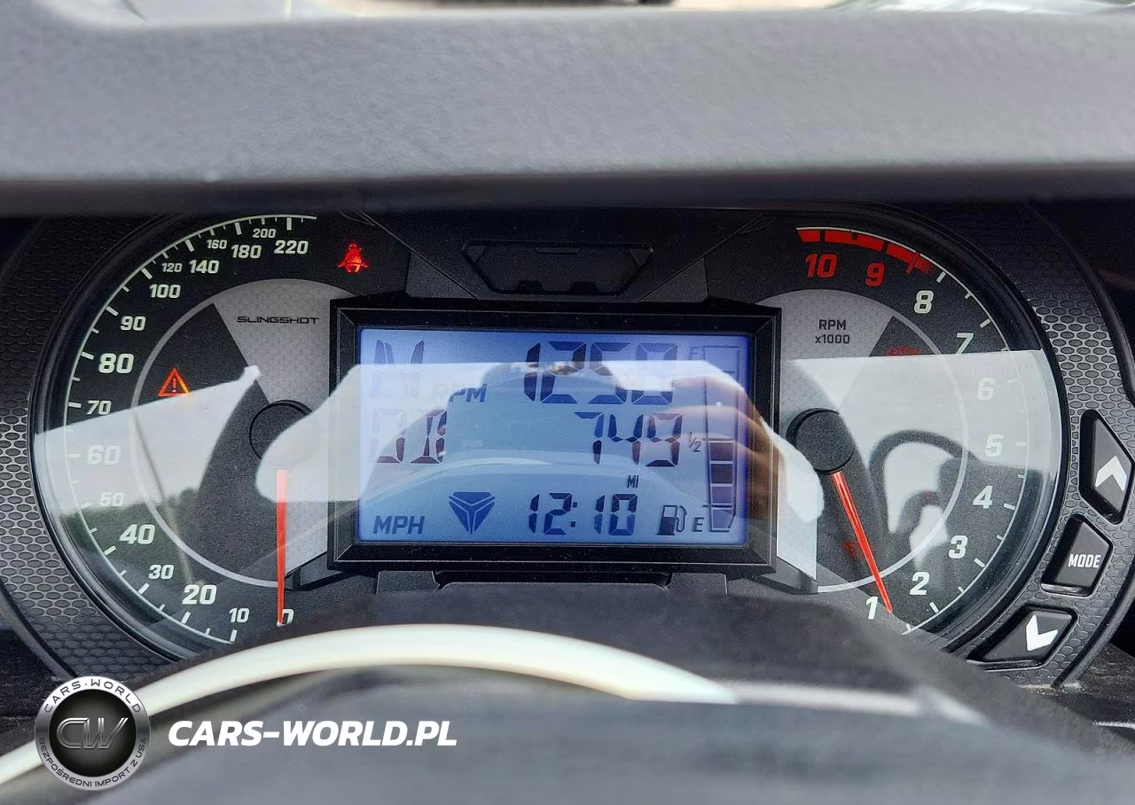 2025 Polaris Slingshot Sl VIN:57XAAPHD4S8166941 - 7