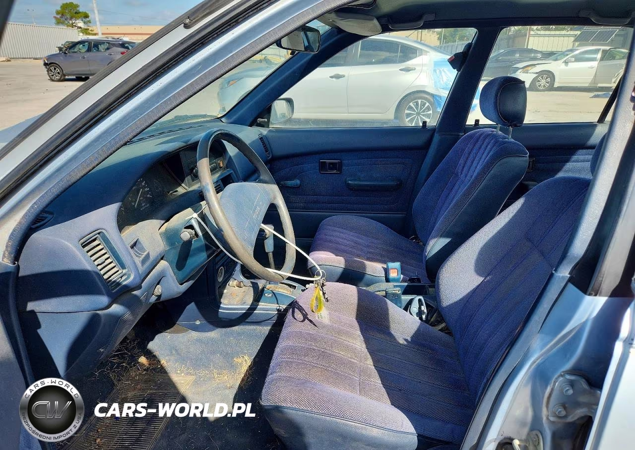 1992 Toyota Corolla Deluxe VIN:1NXAE94A6NZ378543 - 7