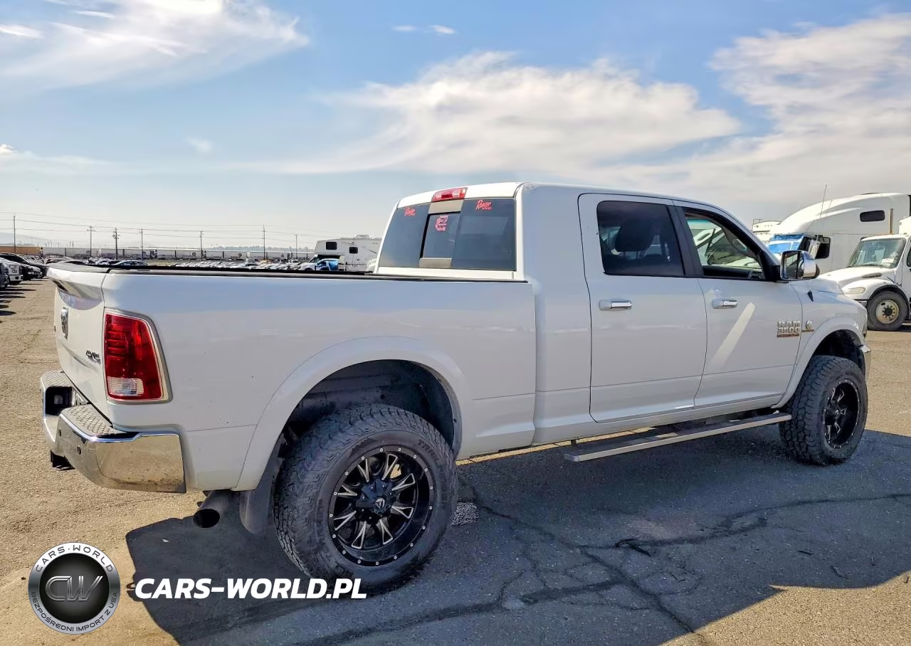 2014 Ram 3500 Laramie VIN:3C63R3ML6EG216194 - 3