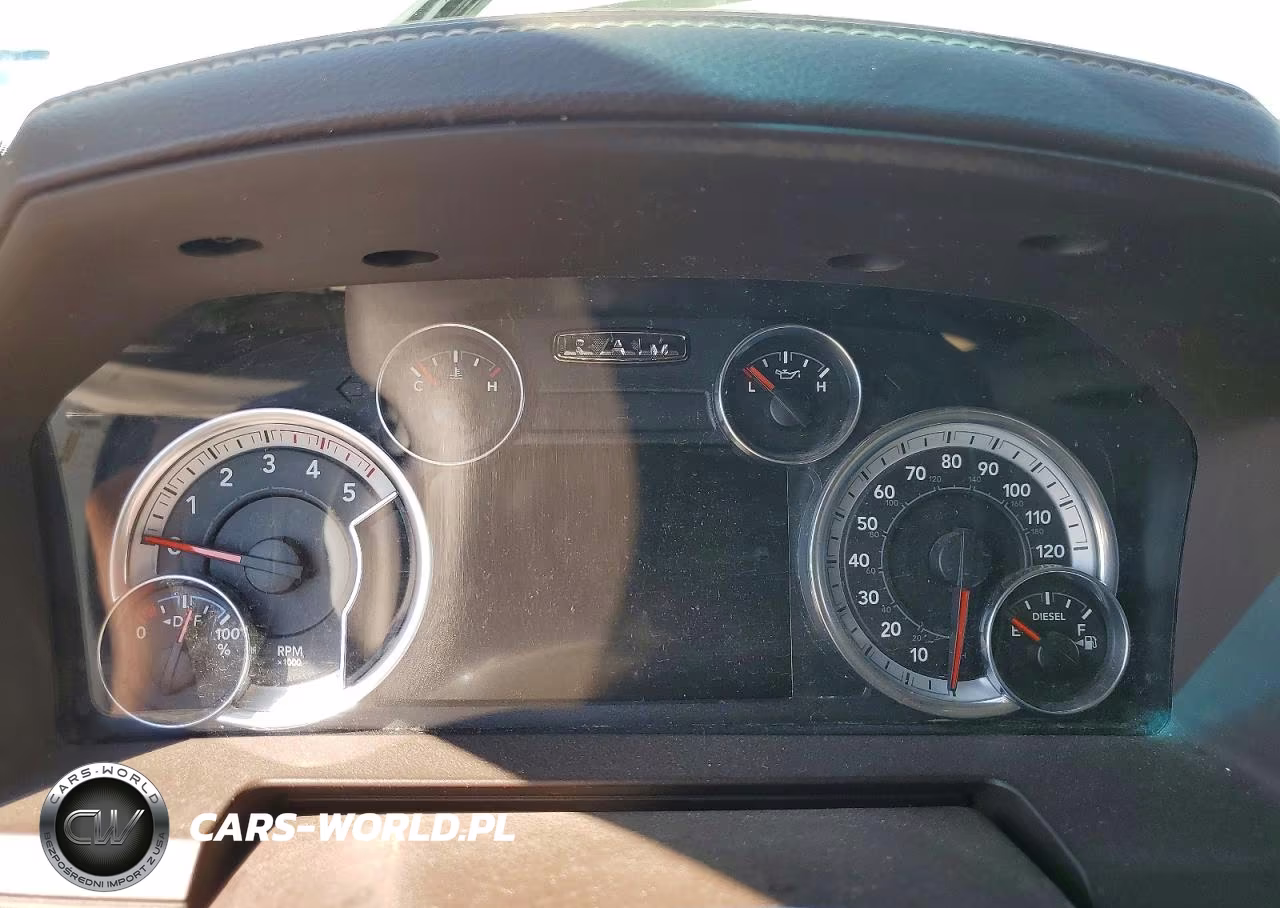 2014 Ram 3500 Laramie VIN:3C63R3ML6EG216194 - 9