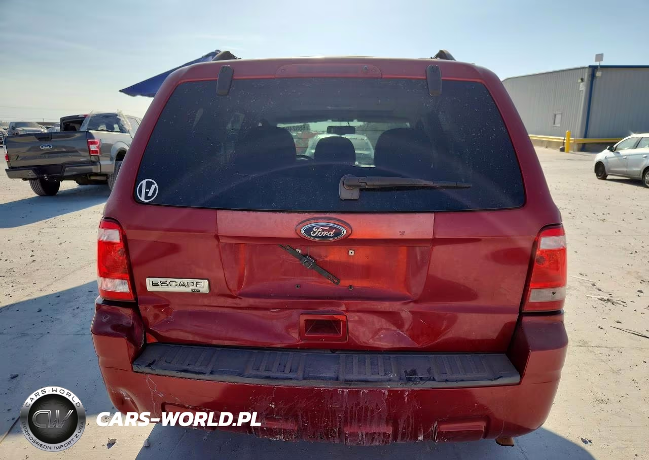 2010 Ford Escape Xlt VIN:1FMCU0D77AKB65828 - 6