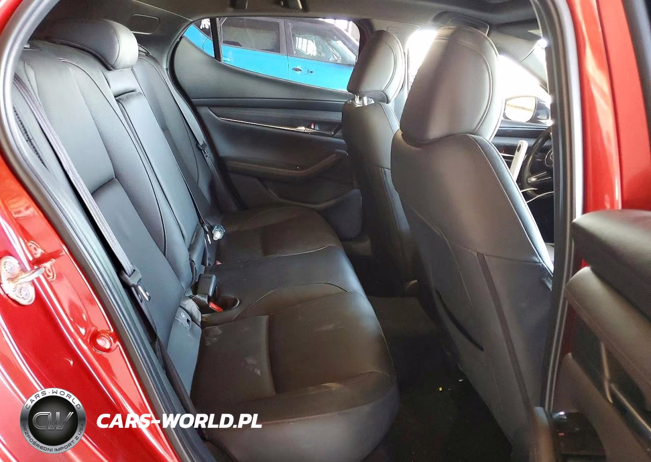 2022 Mazda 3 Premium Plus VIN:JM1BPBNYXN1517984 - 10