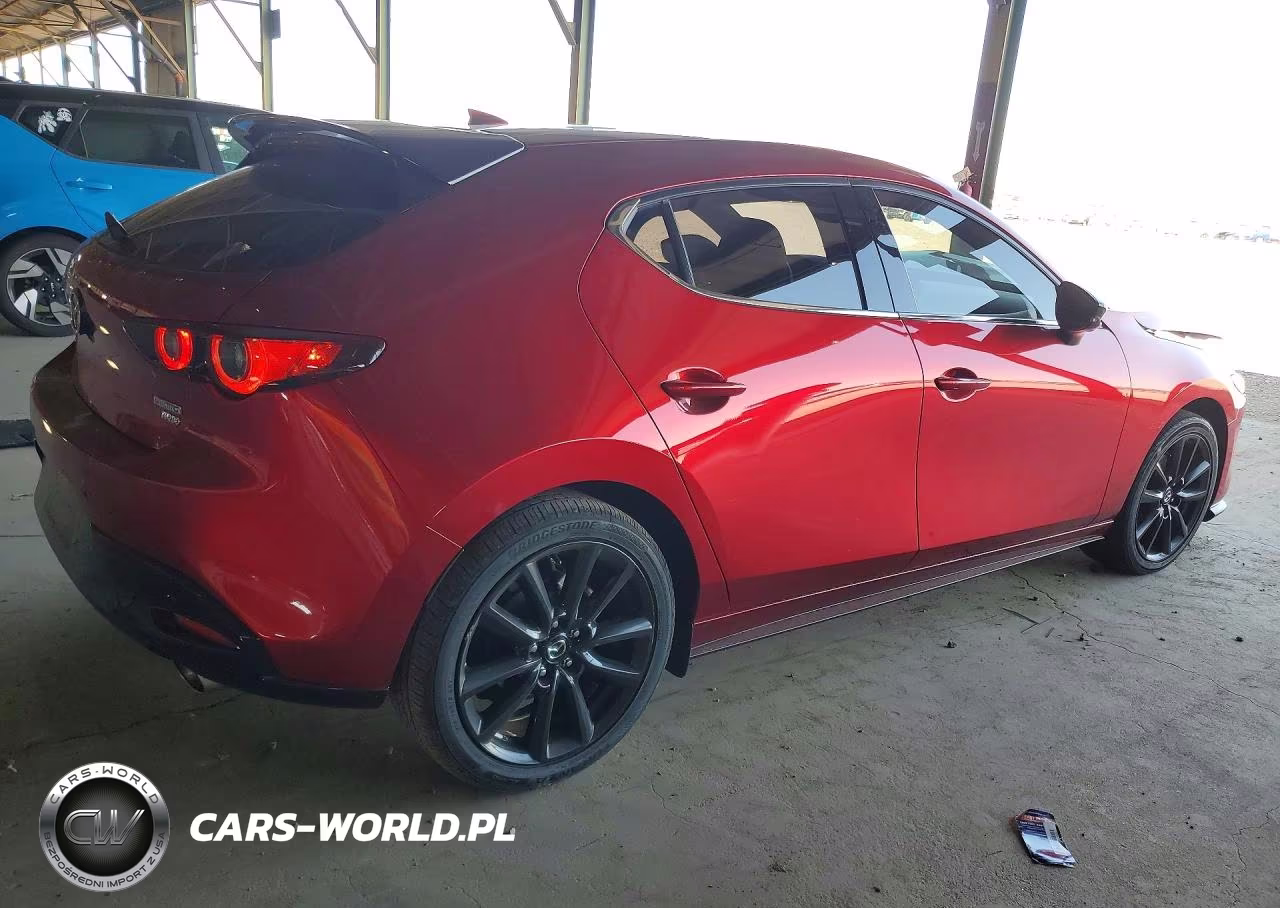 2022 Mazda 3 Premium Plus VIN:JM1BPBNYXN1517984 - 3