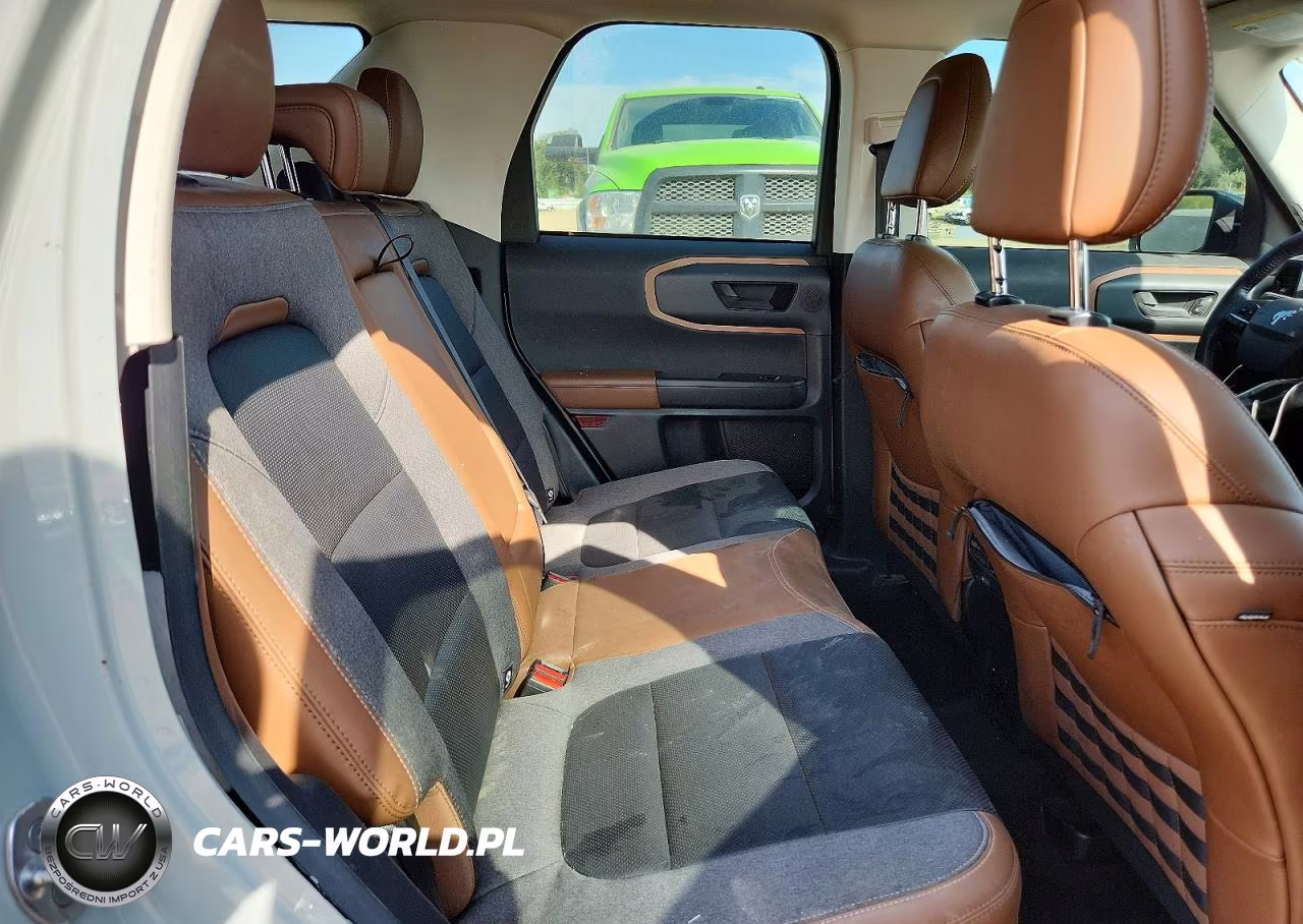 2021 Ford Bronco Sport Outer Banks VIN:3FMCR9C69MRA06520 - 11