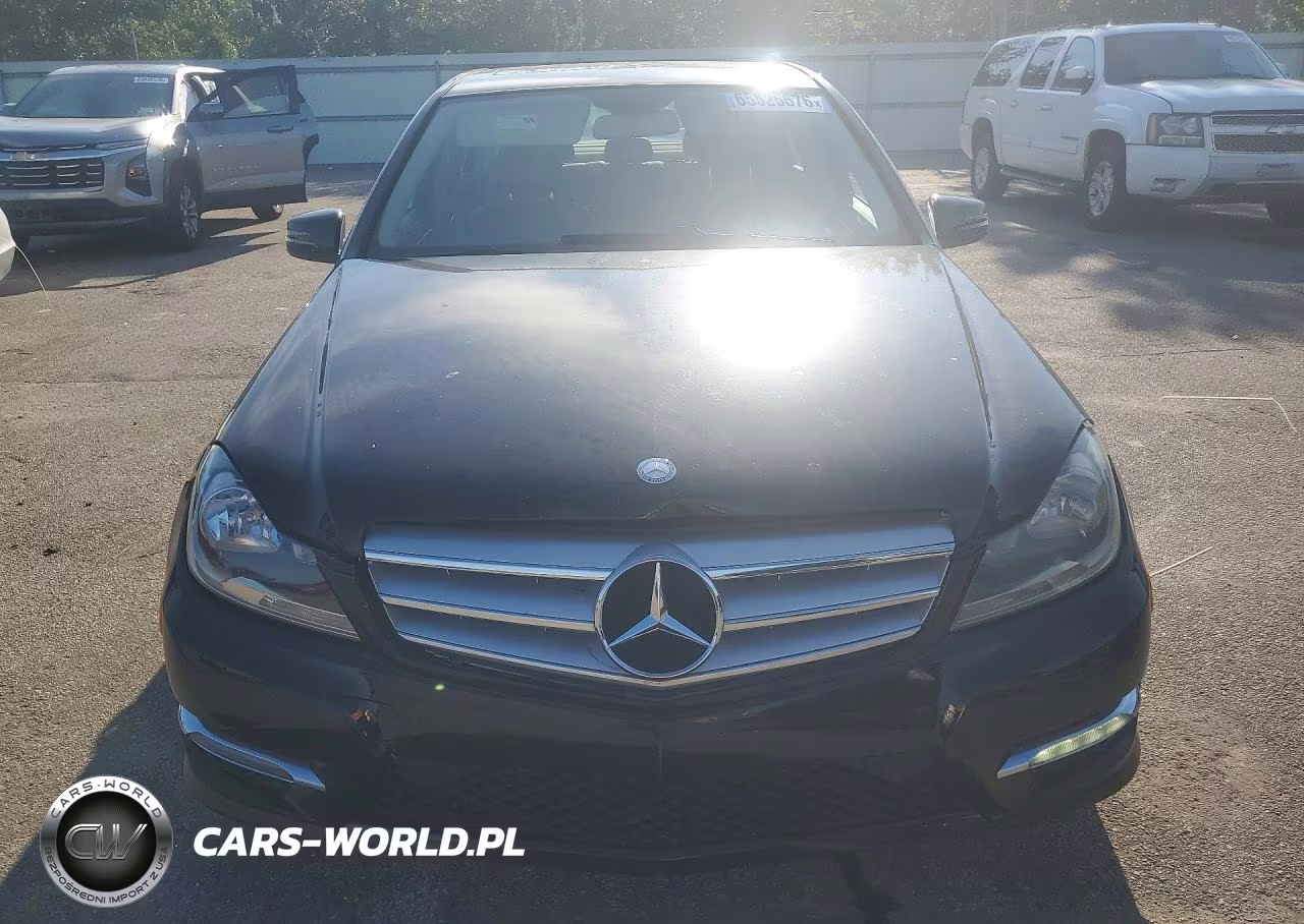 2013 Mercedes-Benz C 300 4Matic VIN:WDDGF8AB3DR286705 - 5