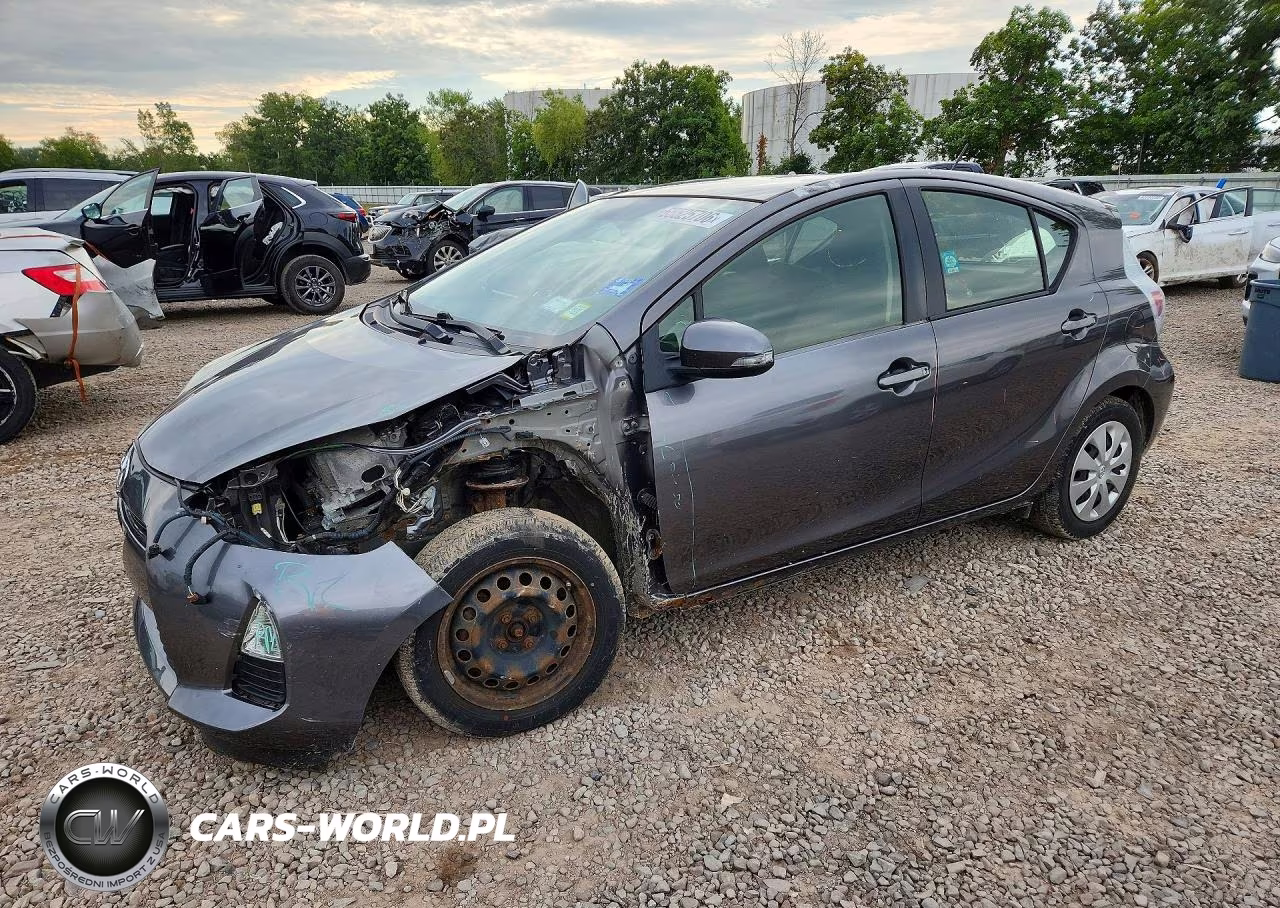 2013 Toyota Prius C Two