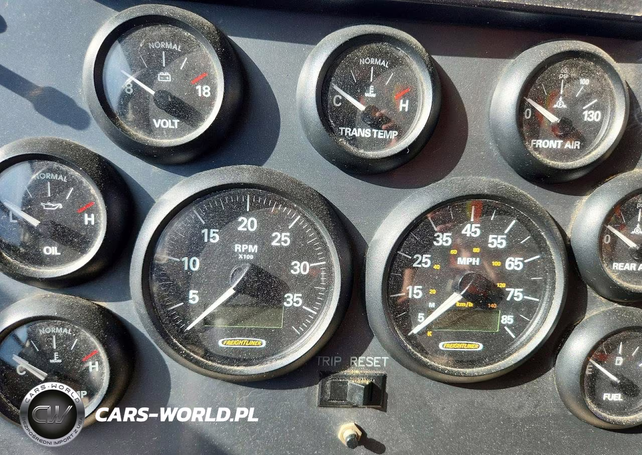 2001 Freightliner Vcl Rv VIN:4UZAAKA841CJ13818 - 8