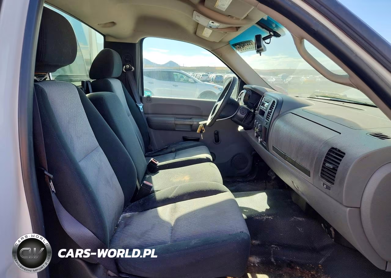 2008 Chevrolet Silverado C1500 VIN:1GCEC14X78Z112943 - 10