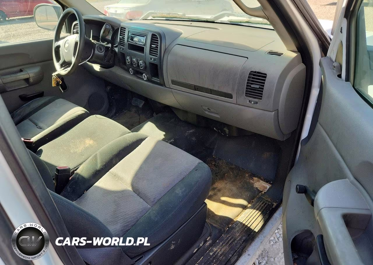 2008 Chevrolet Silverado C1500 VIN:1GCEC14X78Z112943 - 8