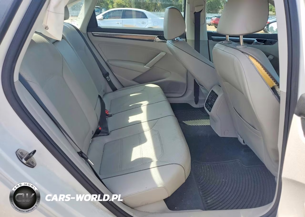 2018 VOLKSWAGEN PASSAT 2.0T SE VIN:1VWBA7A34JC007960 - 10