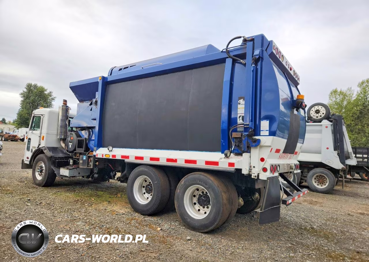 2014 Peterbilt 320 Refuse Truck VIN:3BPZL20X1EF214110 - 2