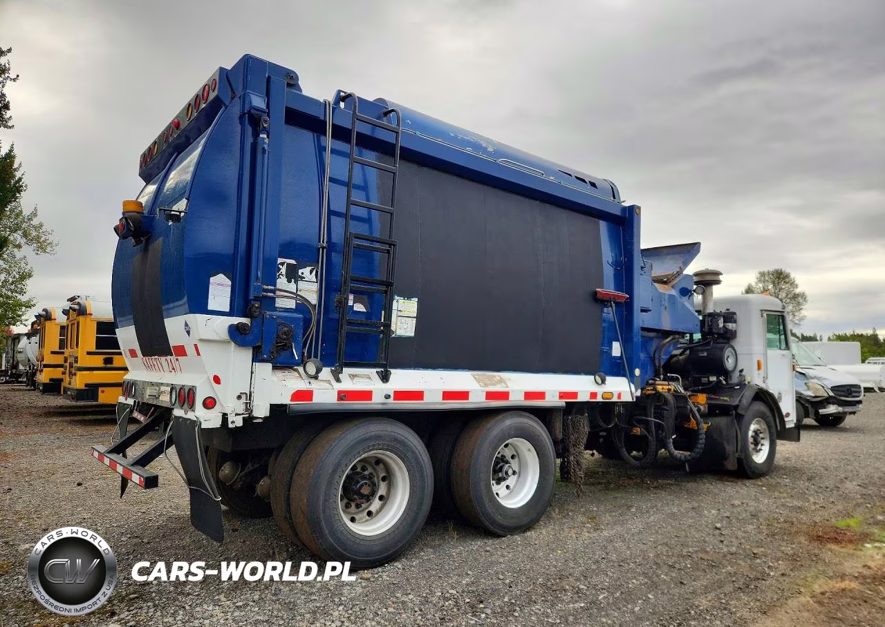 2014 Peterbilt 320 Refuse Truck VIN:3BPZL20X1EF214110 - 3