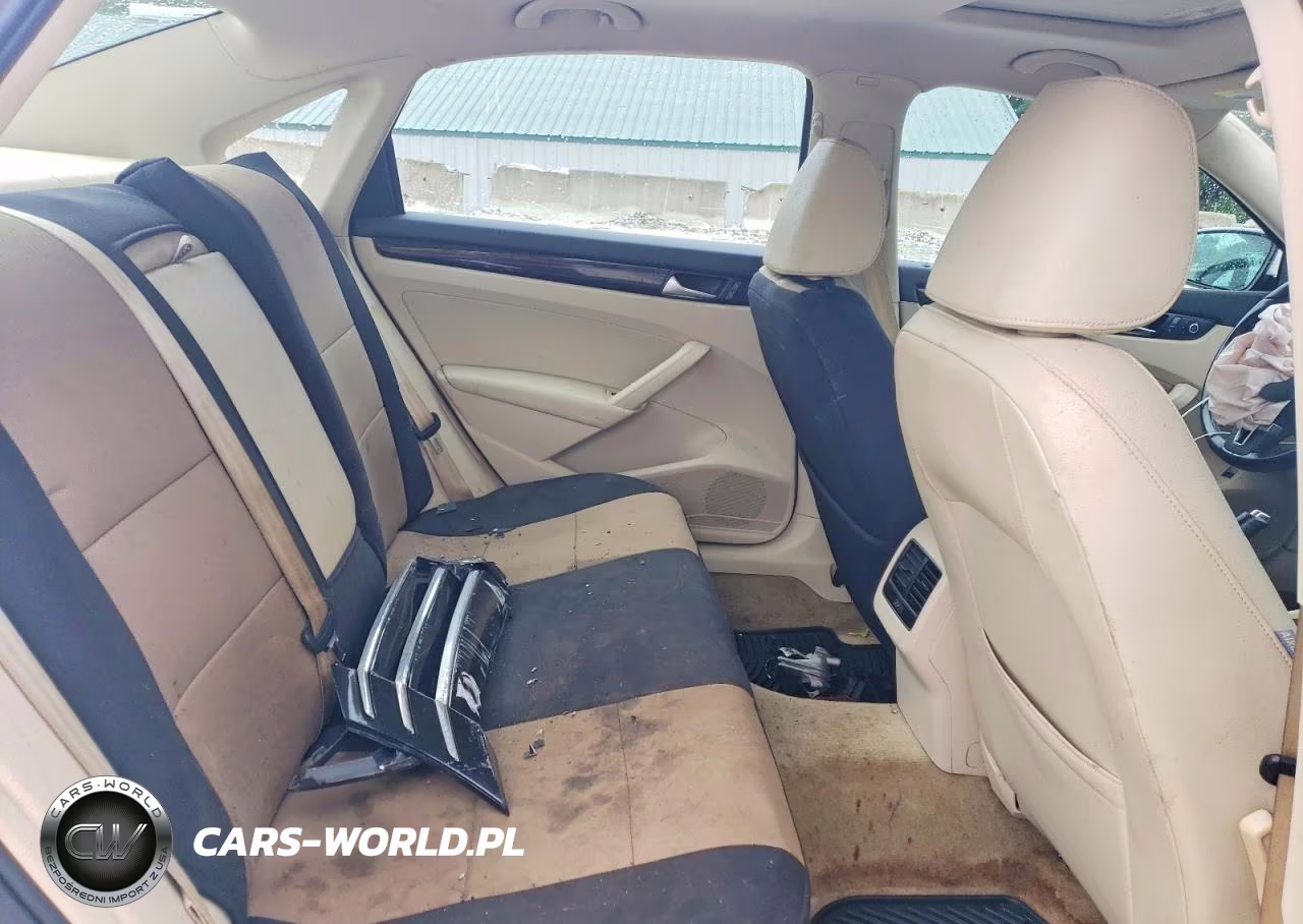 2015 Volkswagen Passat Sel VIN:1VWCV7A36FC007281 - 10