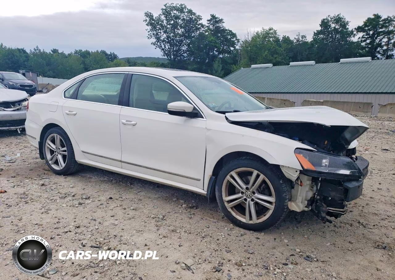 2015 Volkswagen Passat Sel VIN:1VWCV7A36FC007281 - 4