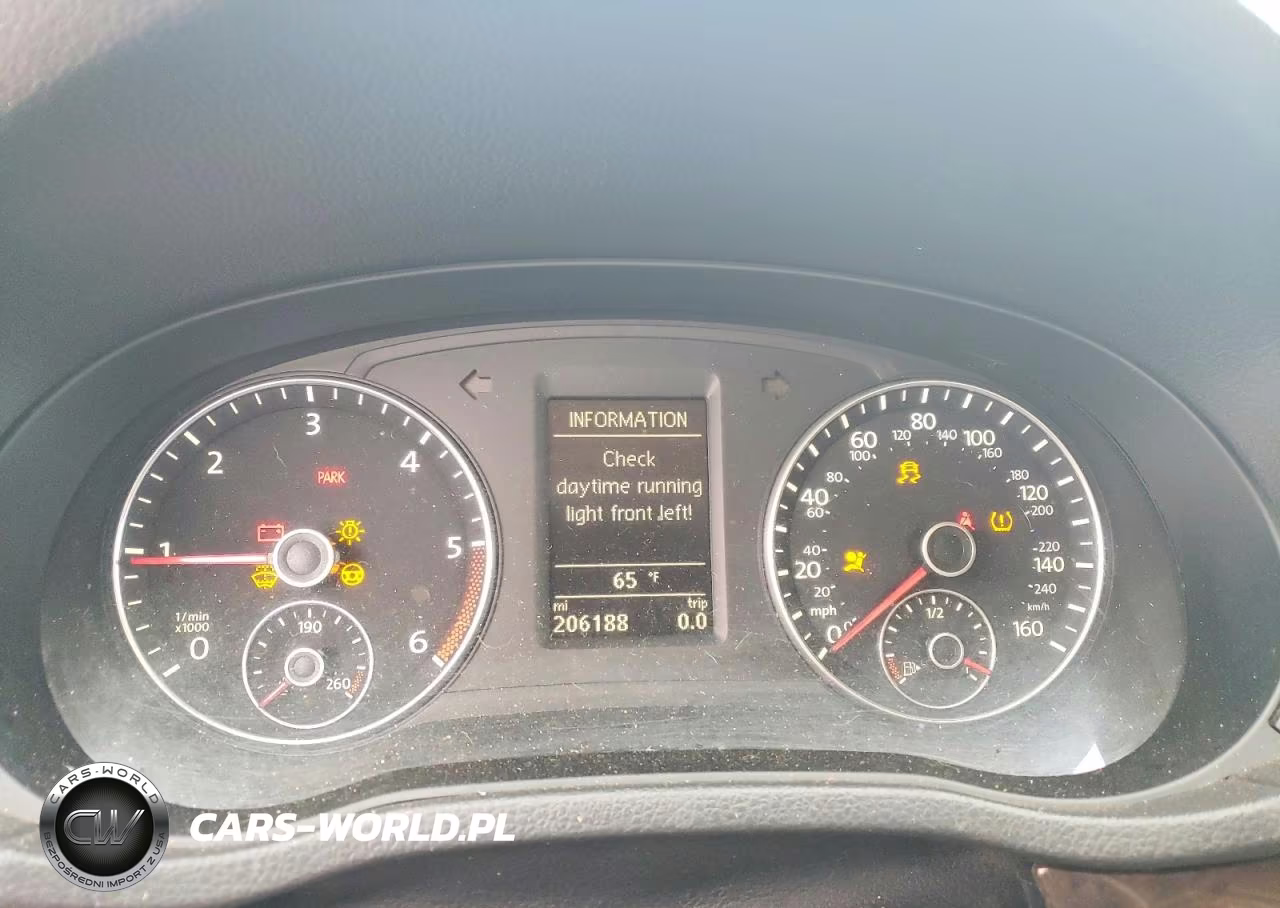 2015 Volkswagen Passat Sel VIN:1VWCV7A36FC007281 - 9