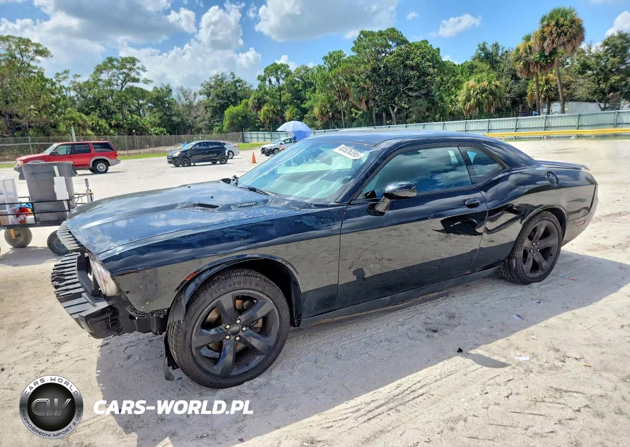 2014 Dodge Challenger R-T – zdjęcie 1 z 13